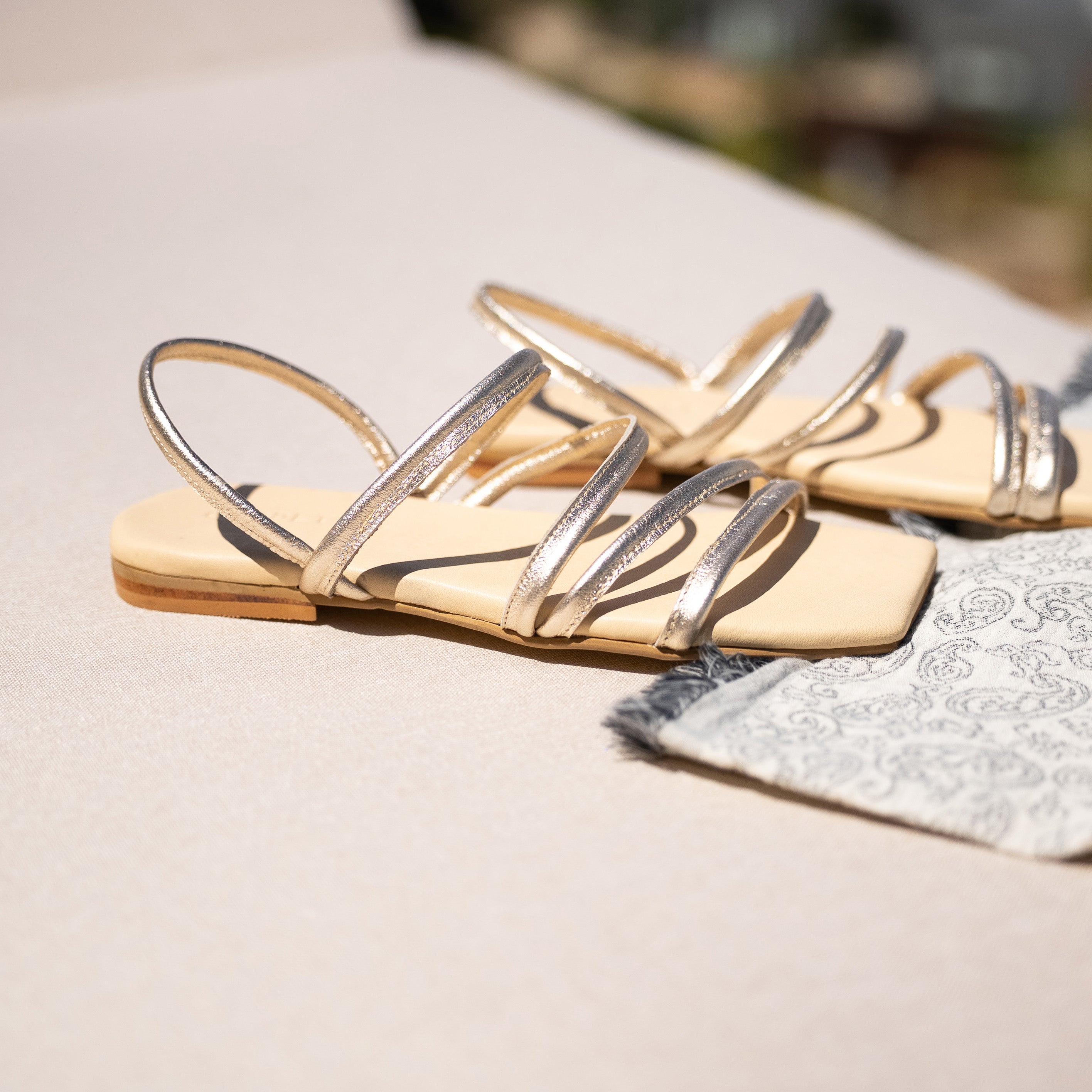 Sandalia Aurelia Dorado