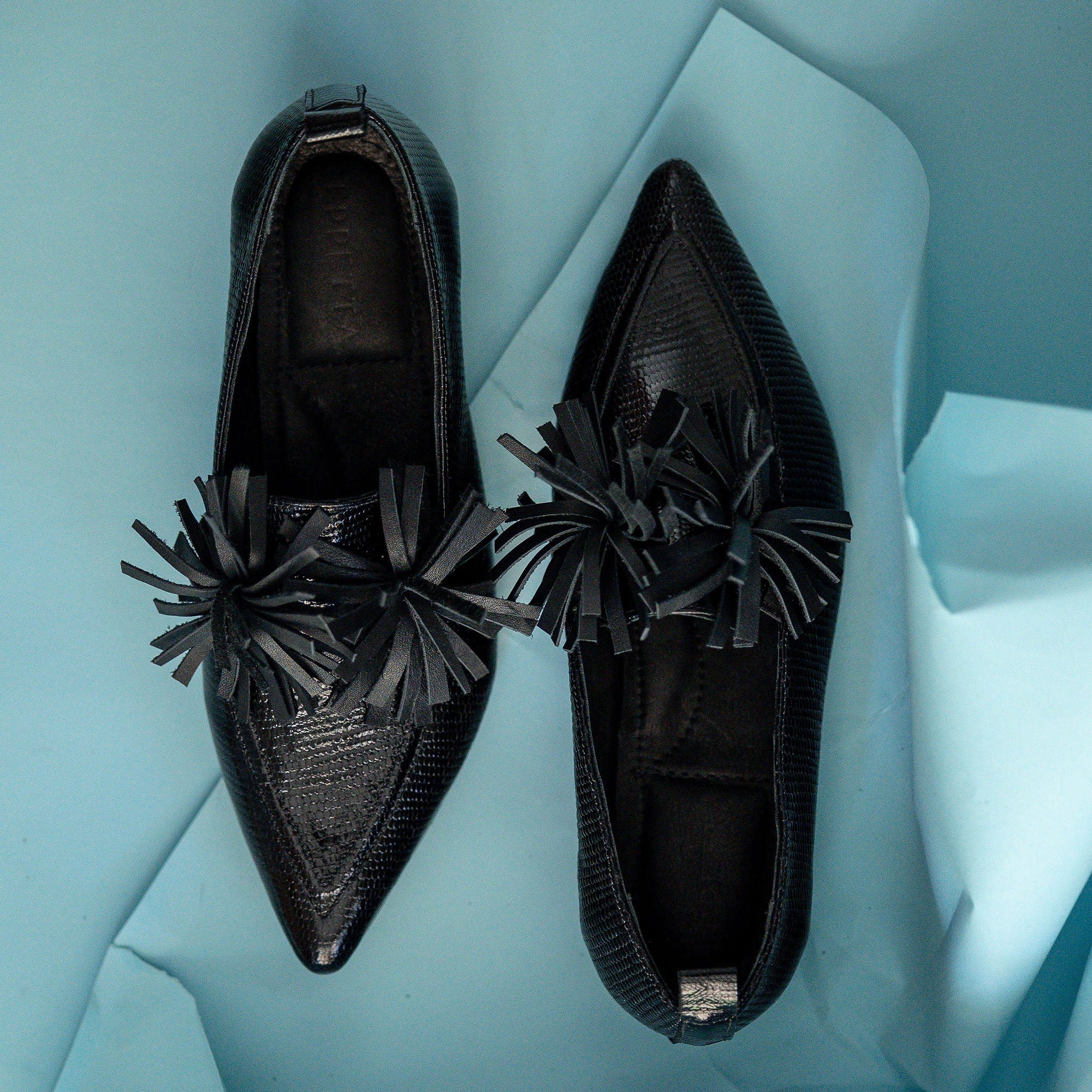 Ballerina Simona Cuero Black