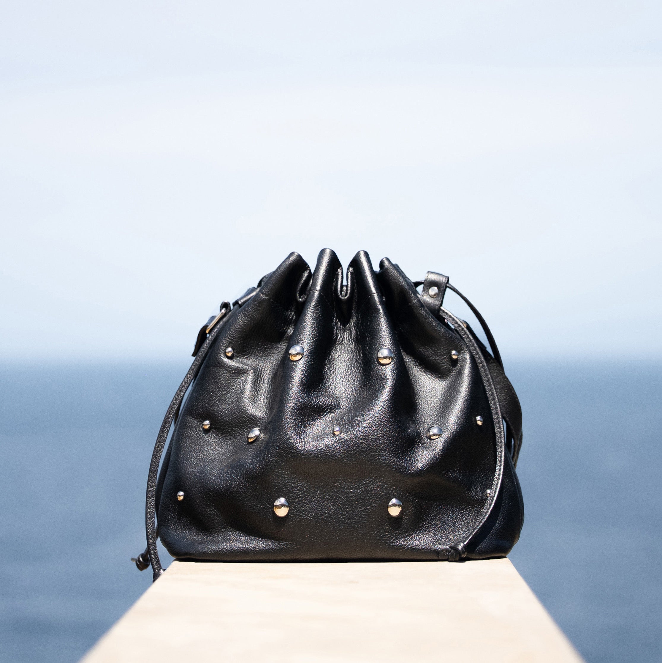 Cartera Cleo Tacha Negro