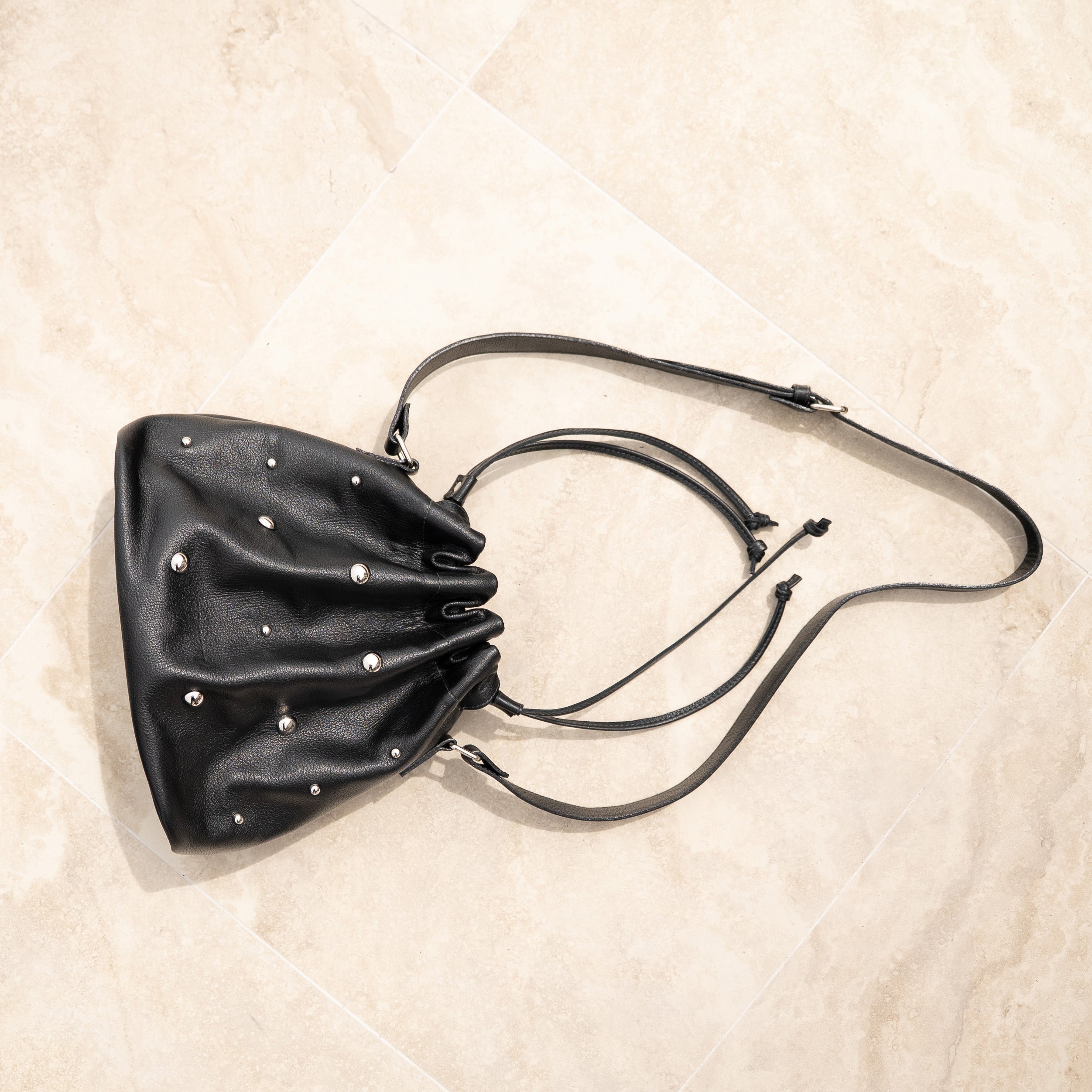 Cartera Cleo Tacha Negro