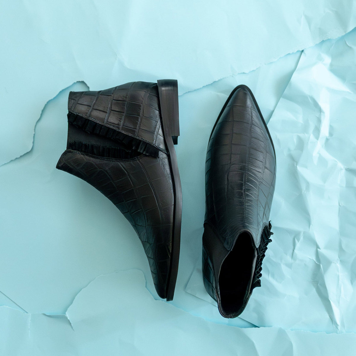 Botin Chelsea Barbs Cuero Negro - 35