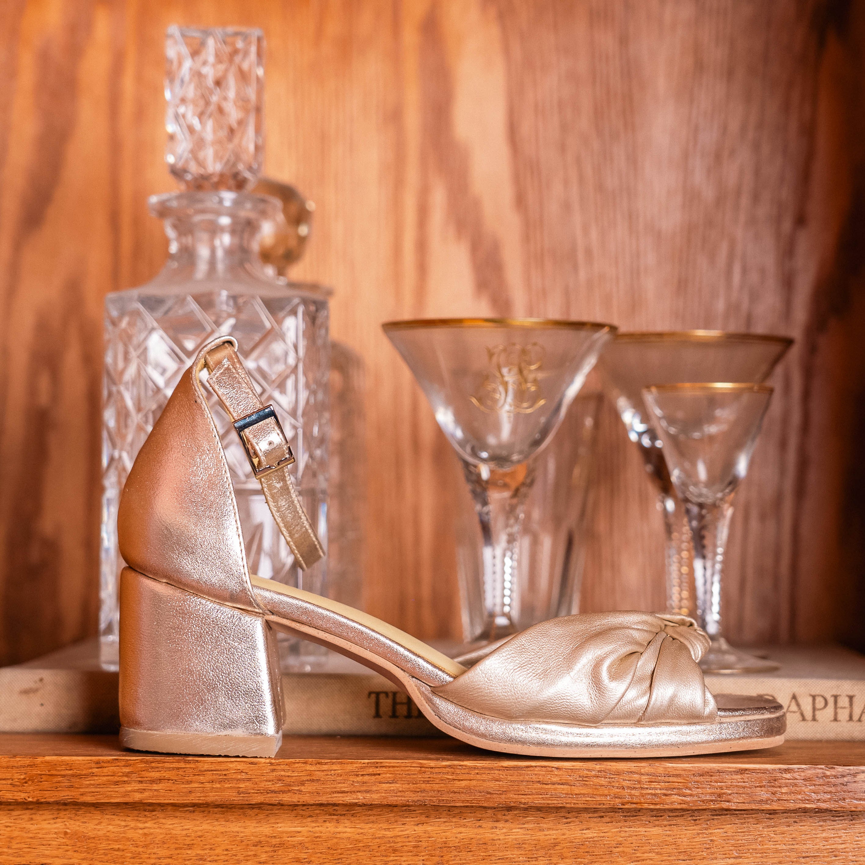 Zapato Cata Dorado