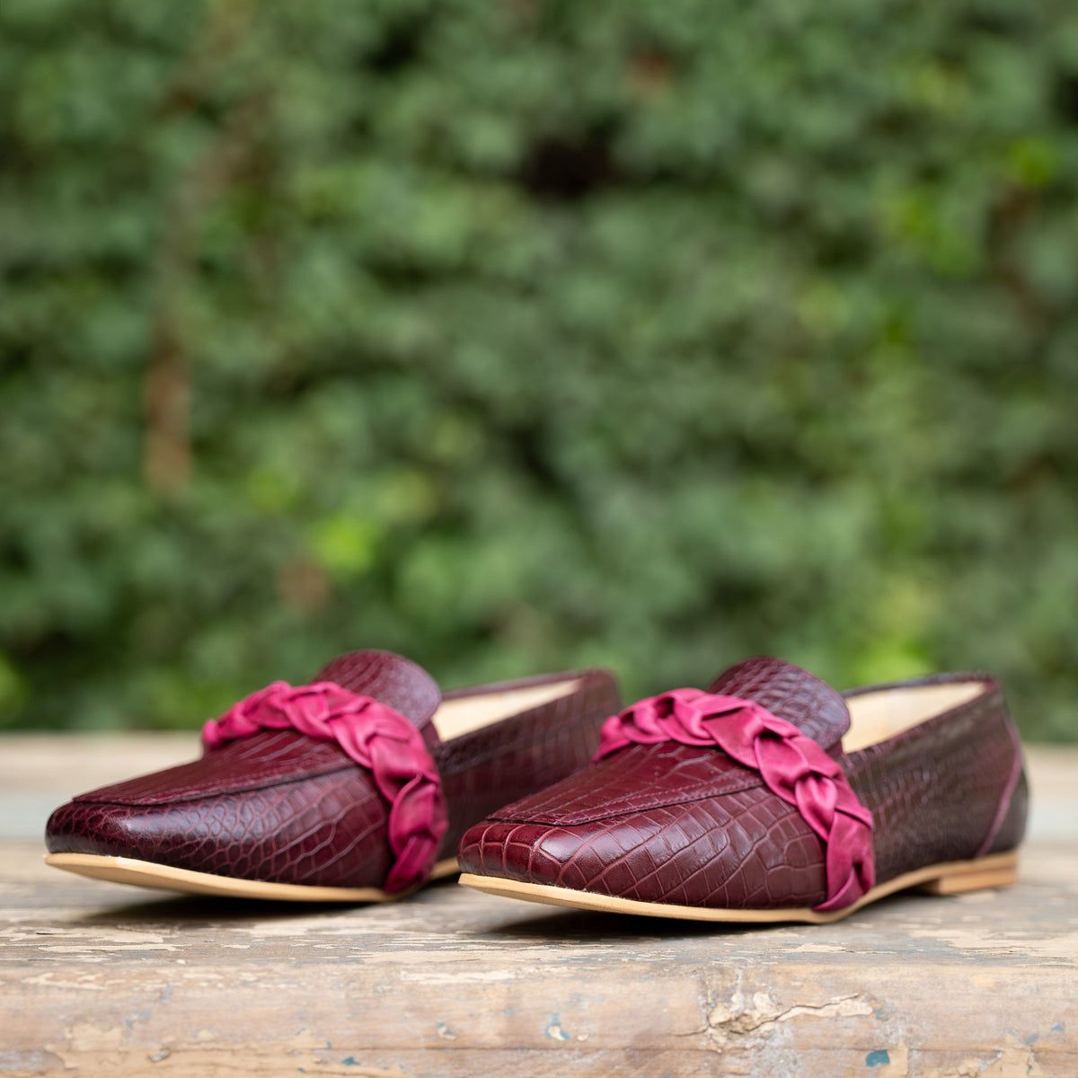 Mocasin Jo Cuero Croco Burdeo